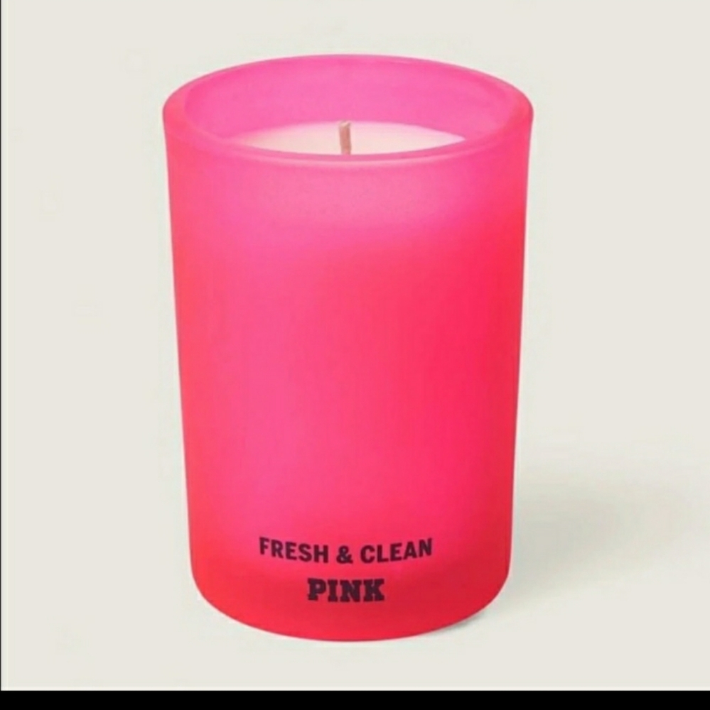 Victoria Secret Fresh & Clean Scented Candle